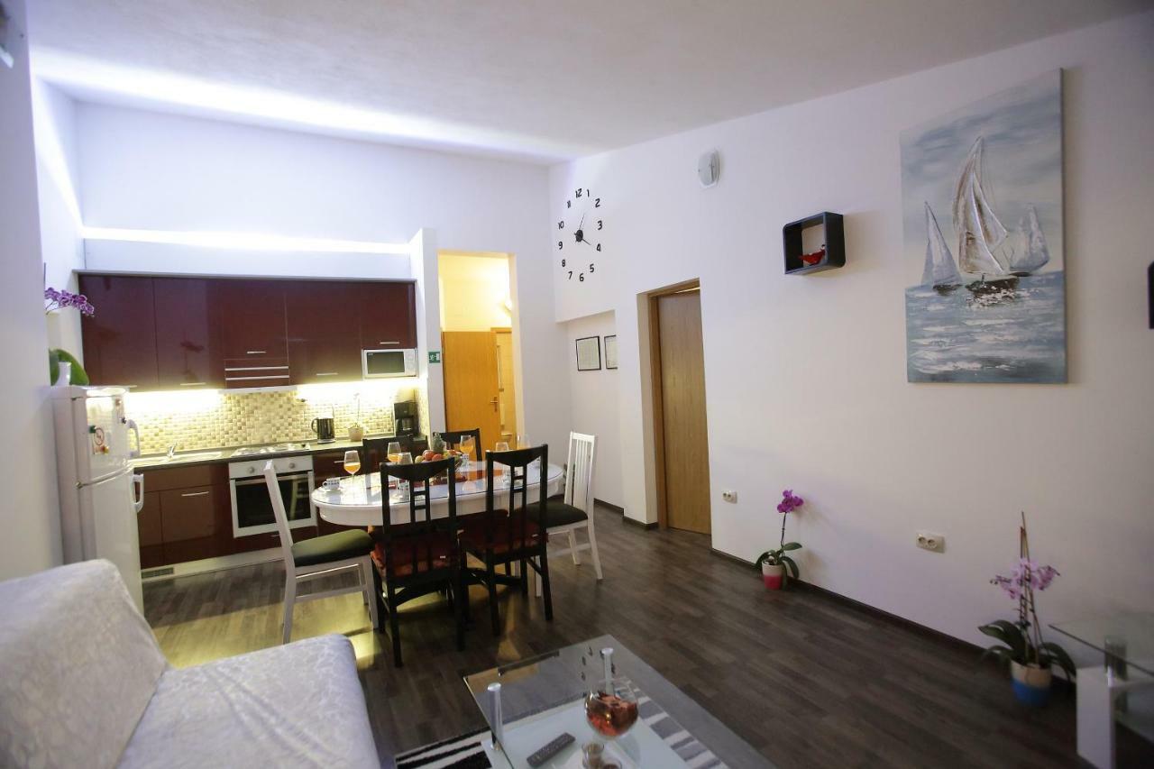 Ana Marija Apartment Solin Bagian luar foto
